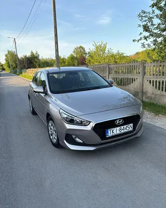 świętokrzyskie Hyundai I30 cena 49500 przebieg: 86000, rok produkcji 2019 z Góra